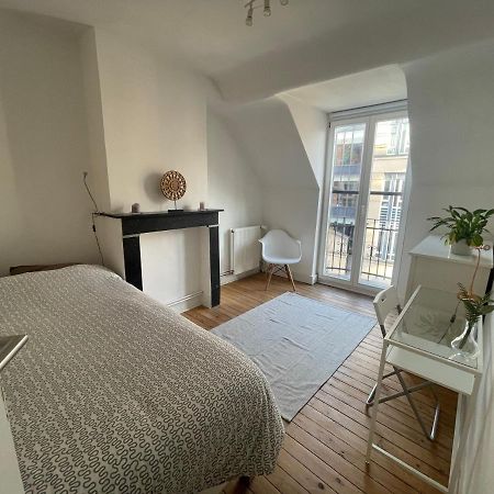 Charming Room In Eu District Bruselas Exterior foto